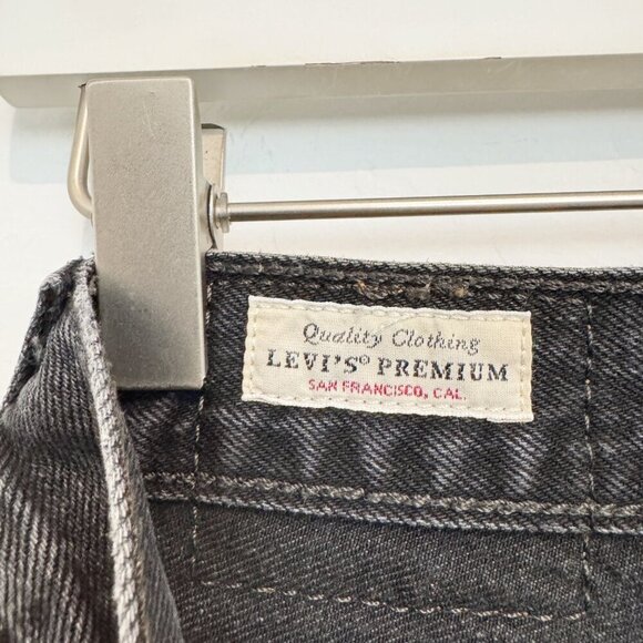 Levi’s 501 Button Fly High Rise Dark Wash Distressed Jean Shorts Black Size 26 - Picture 7 of 11